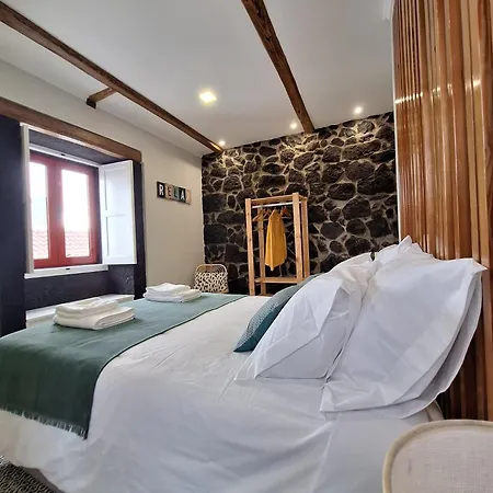 Casa Do Poco Holiday home *